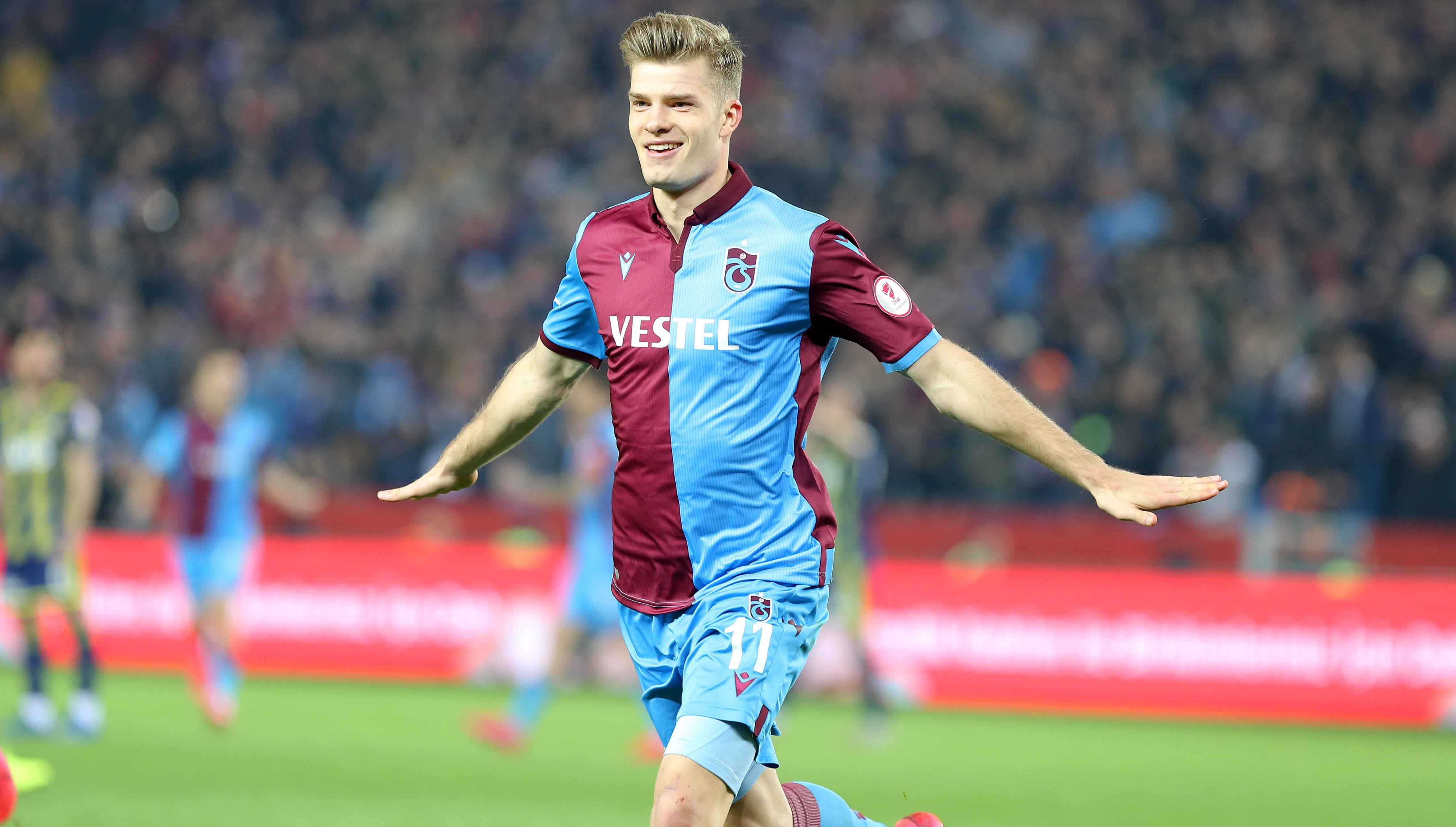 Bayern Münih, Sörloth'un peşine düştü