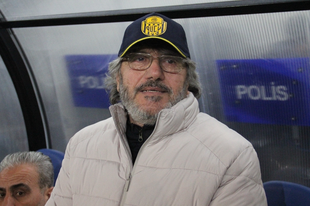 i Reşit Akçay: İki çantam var, biri idamlık, biri bayramlık