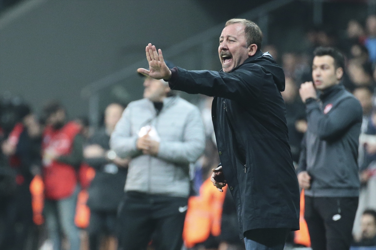 Sergen Yalçın: Galatasaray maçı kaderimizi belirleyecek