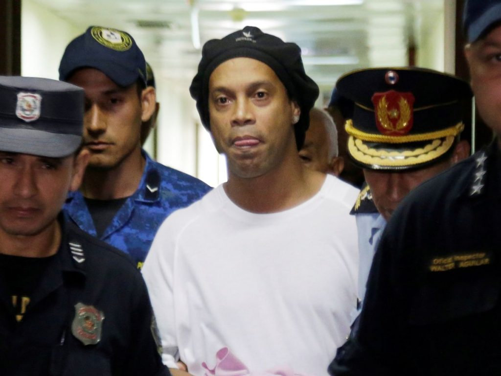 Ronaldinho'nun tahliye umudunu koronavirüs bitirdi
