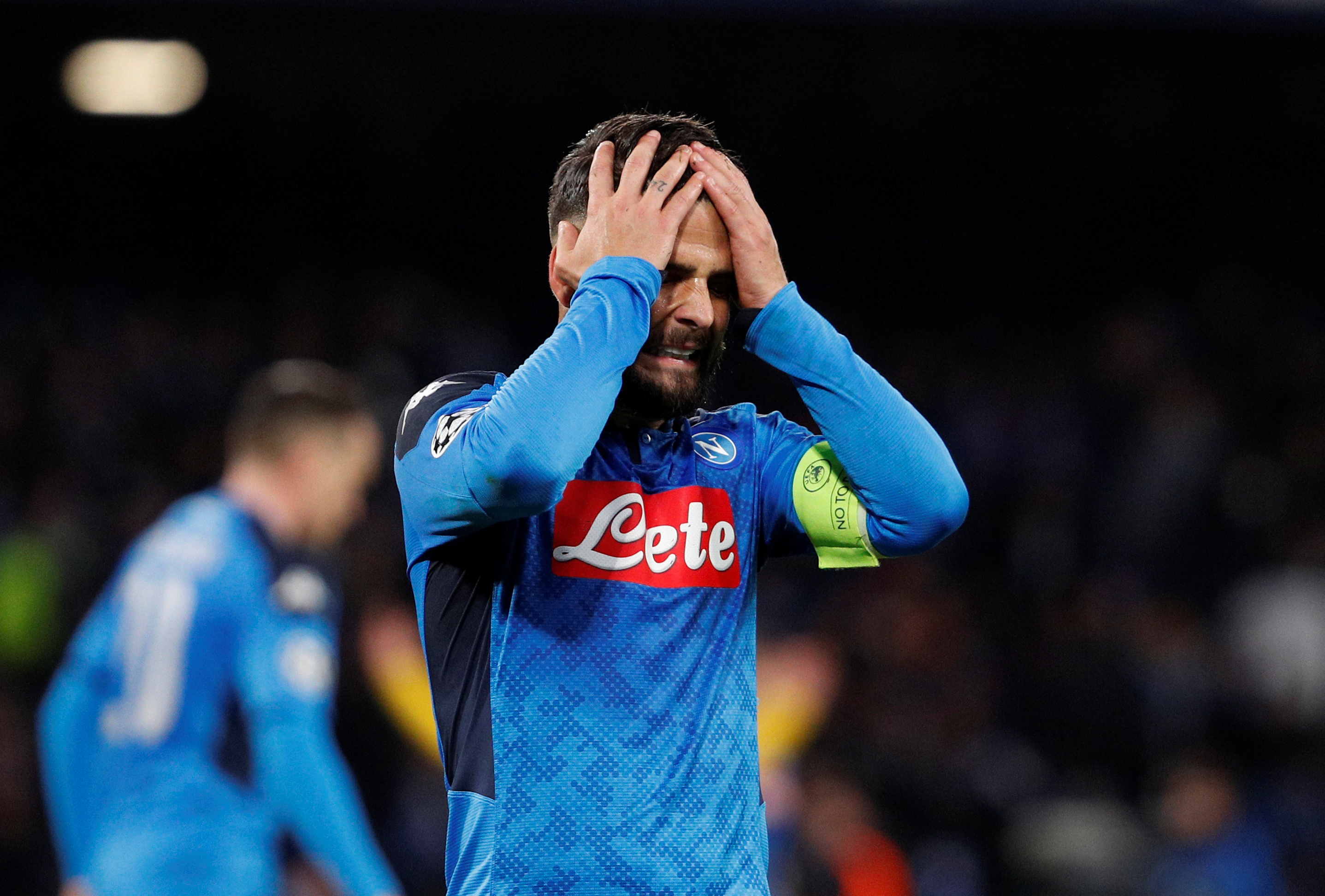 r Napoli, koronavirüse rağmen antrenmana çıkacak