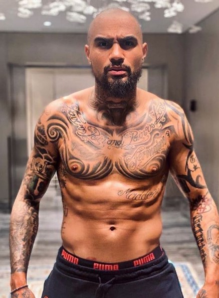 Evde tıraş olma akımı başladı