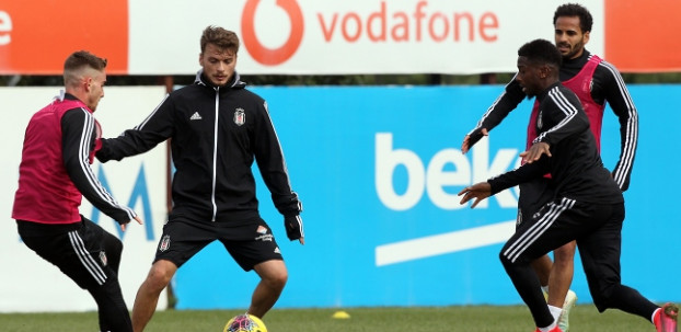 Beşiktaş'ta yabancılar antrenman talebini geri çevirdi