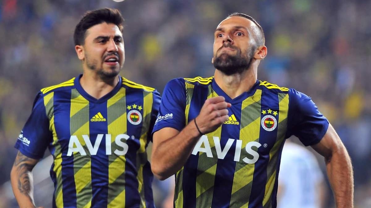 Fenerbahçe'de üç oyuncunun bonservisleri belli oldu