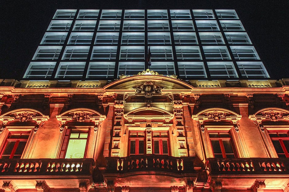 Ronaldinho'nun kral dairesindeki ev hapsi