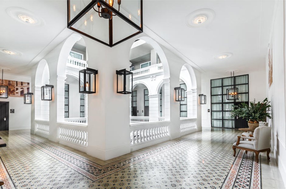 Ronaldinho'nun kral dairesindeki ev hapsi