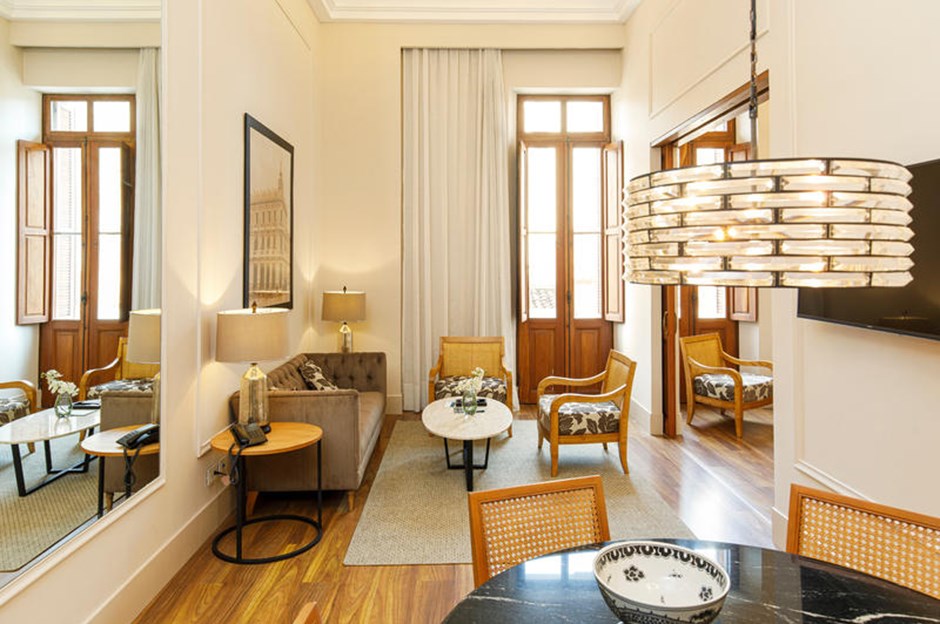 Ronaldinho'nun kral dairesindeki ev hapsi