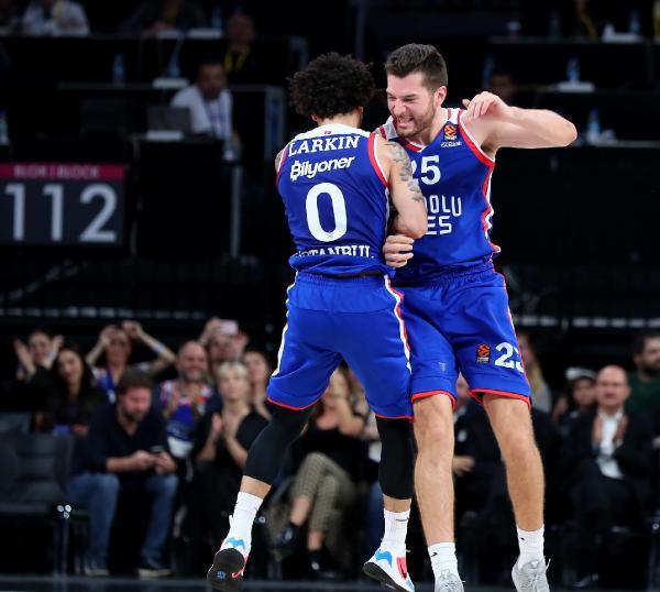 d Shane Larkin: Türkçe isim seçseydim Şahin olurdu