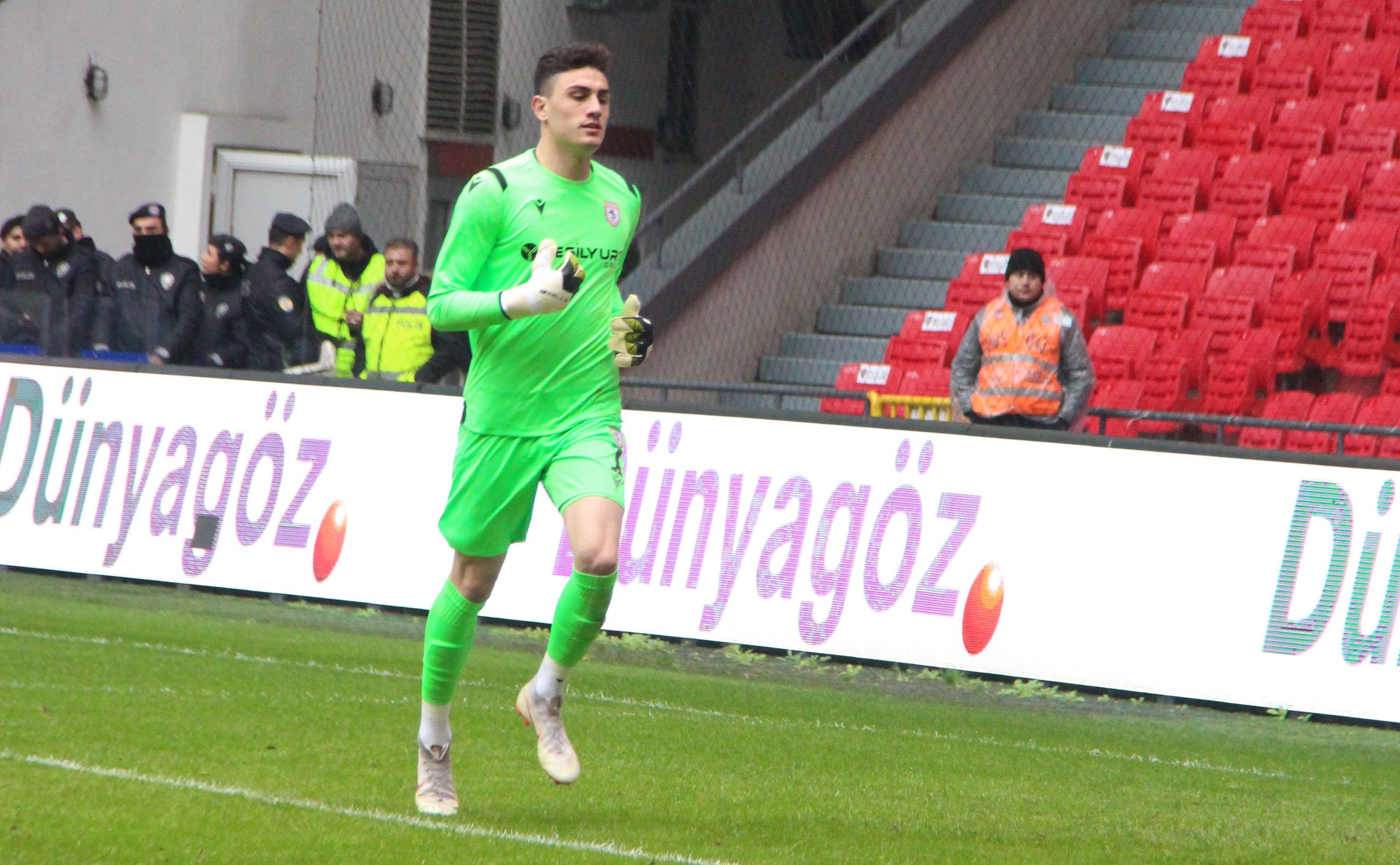 Beşiktaş ve F.Bahçe Nurullah'ın peşinde