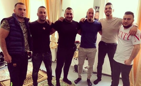 Şampiyon boksör Türkler sayesinde Müslüman oldu