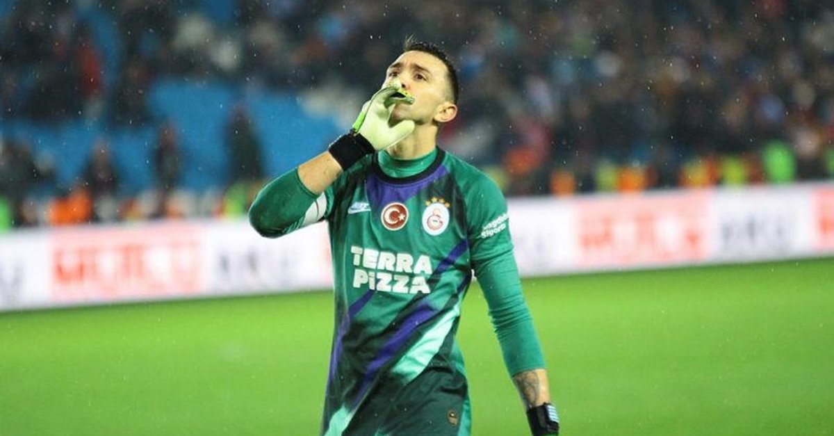 Muslera'nın sözleşmesi uzatılıyor
