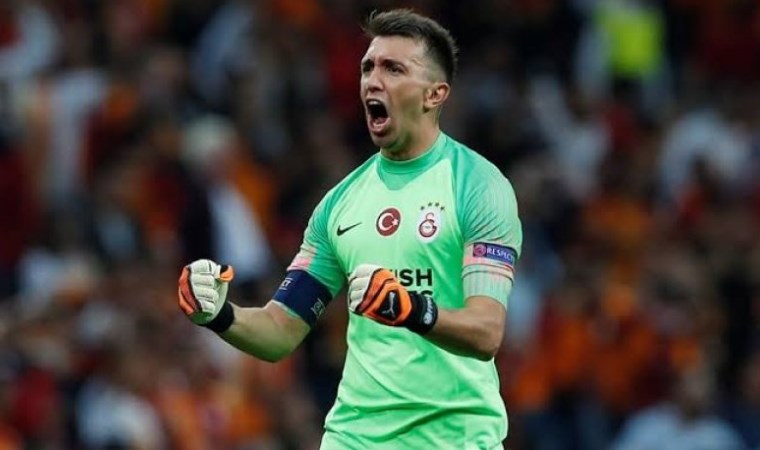 Muslera'nın sözleşmesi uzatılıyor