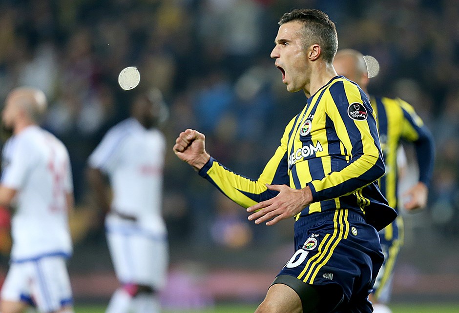Van Persie: Fenerbahçe'ye gitmek zorunda kaldım