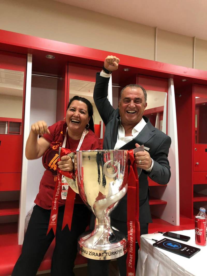 Hande Sümertaş istifa etti