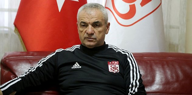 Rıza Çalımbay: Emre ve Mert Hakan gidebilir