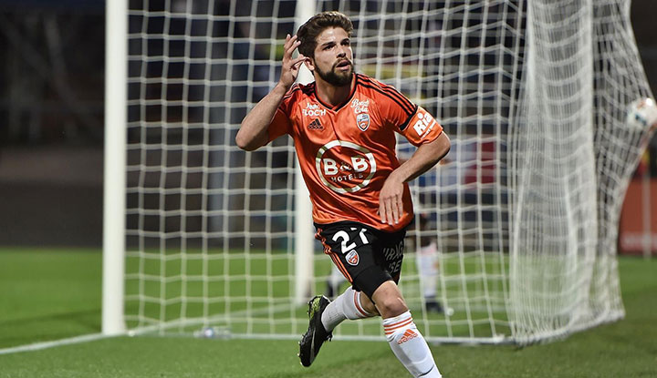 Beşiktaş, kanatlara takviye yapacak