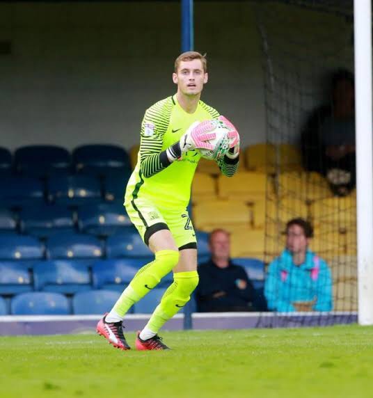 Sosyal medya yüzünden futbolu bıraktı