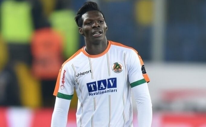 N'Sakala geleceğiyle ilgili konuştu