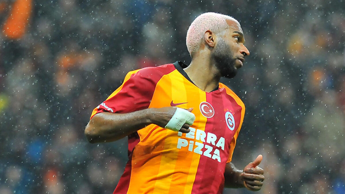 Galatasaray'da 8 isimle yollar ayrılacak