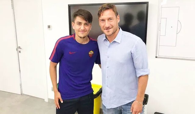 Totti: Cengiz Ünder'in vazgeçmeyen bir yapısı var