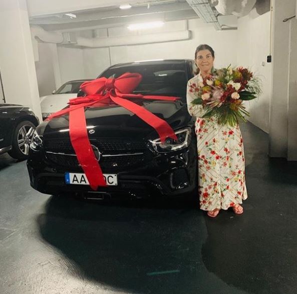 Ronaldo'nun annesine aldığı araba