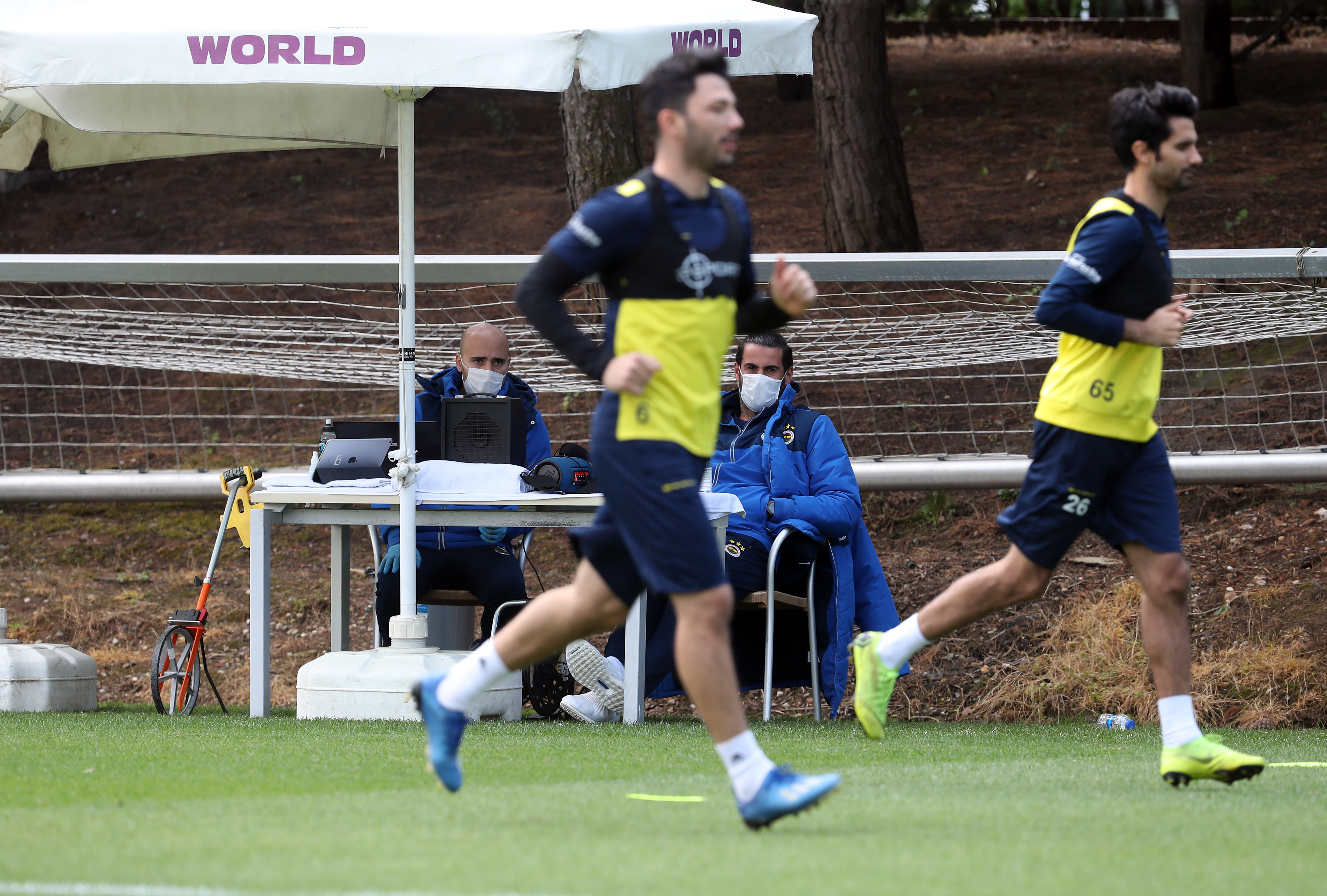 Fenerbahçe'de futbolcular tedirgin