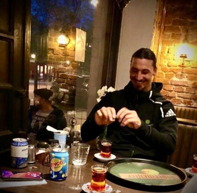 İbrahimovic iftar sofrasında