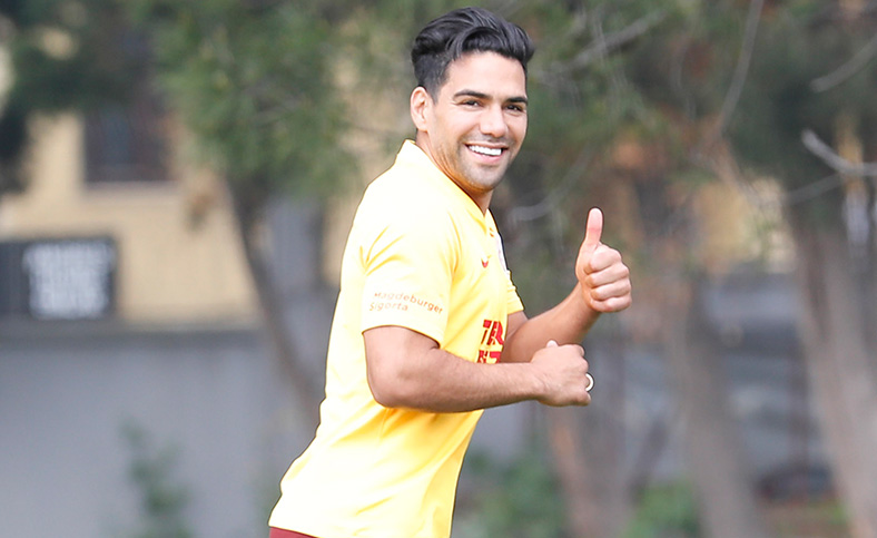 Falcao'nun fazla kiloları dikkat çekti