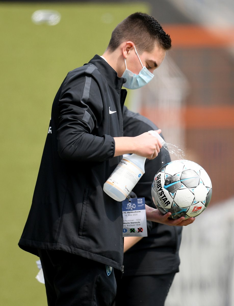 Almanya'da ligler başladı