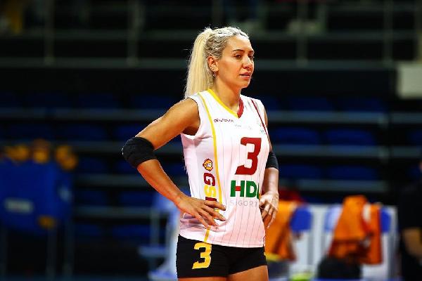 Gizem Karadayı'dan genç voleybolculara öğütler