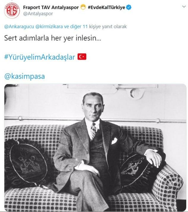 Süper Lig'den 17 takım Gençlik Marşı'nı söyledi