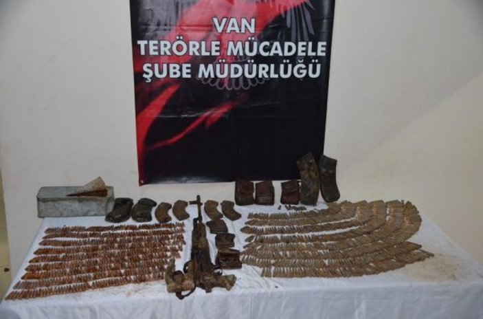 Van'da teröristin gömdüğü mühimmat çürümüş halde bulundu