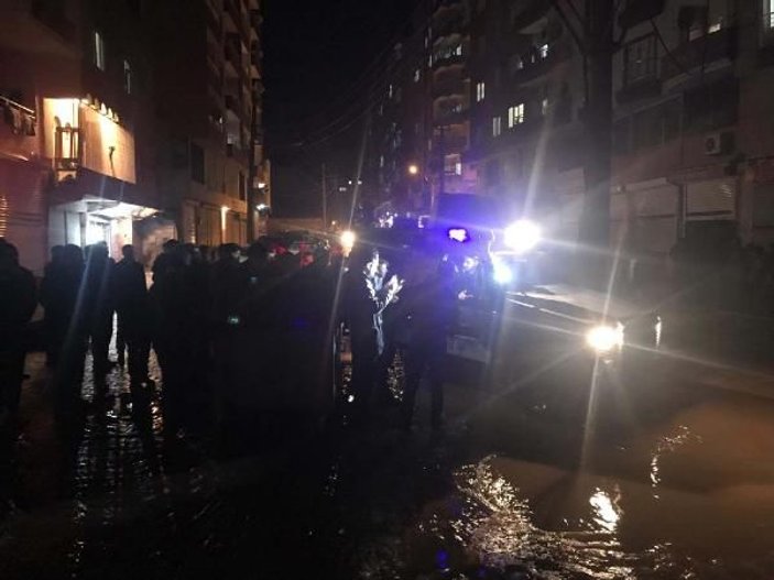 Mardin'de sağanak yağış sele dönüştü