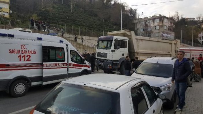 Rize'de hafriyat kamyonu dehşeti: Anne ve kızı öldü