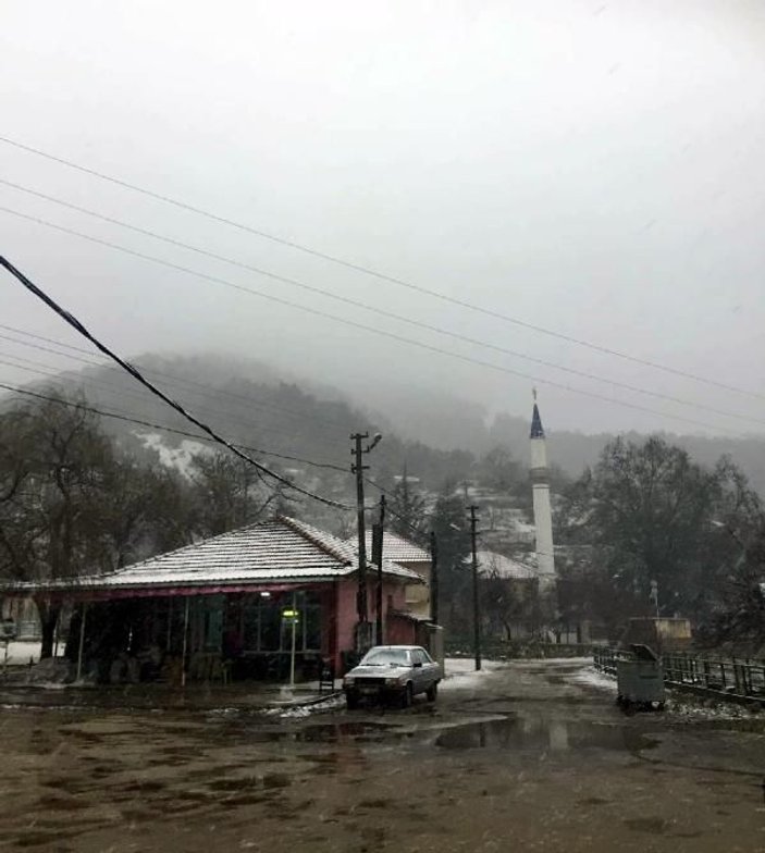 Kar İzmir'i etkisi altına aldı