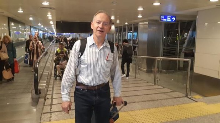 Atatürk Havalimanı'nda Sloven profesörün boş vakit koşusu