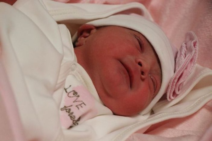 Yeni yılın ilk bebeği Nevşehir’de dünyaya geldi