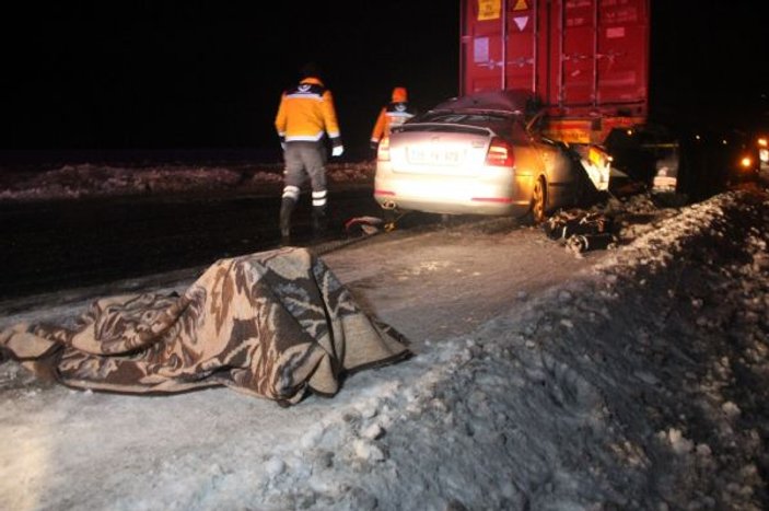 Konya-Adana karayolunda kaza: 4 kişi öldü 2 kişi yaralı
