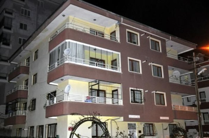 Ankara'da toprak kayması: İki apartman tahliye edildi