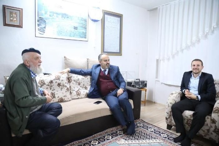 Bursalı fenomen Esender'i belediye başkanı ziyaret etti