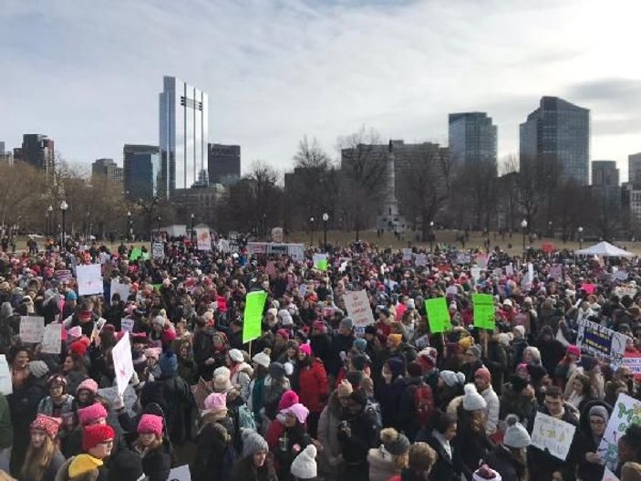 ABD'de kadınlar Trump’ı protesto etti