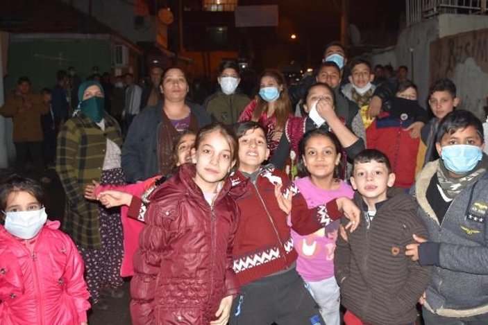 İzmir'de havaya sızan kokulandırma maddesi korkuttu