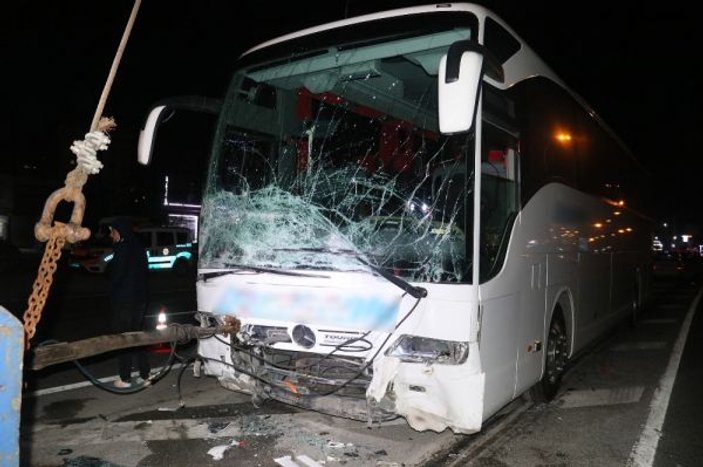 Adana’da kaza: 3 ölü, 2 yaralı