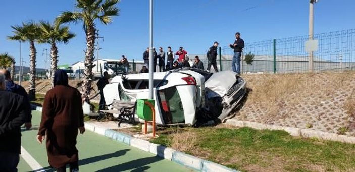 Osmaniye'de iki otomobil çarpıştı: 7 yaralı