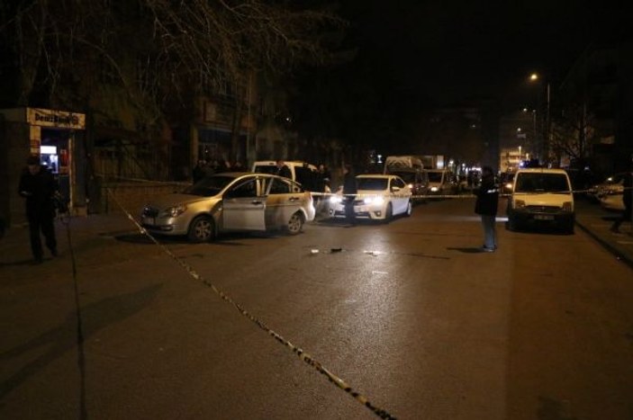 Devriye gezen polis ekiplerine silahlı saldırı