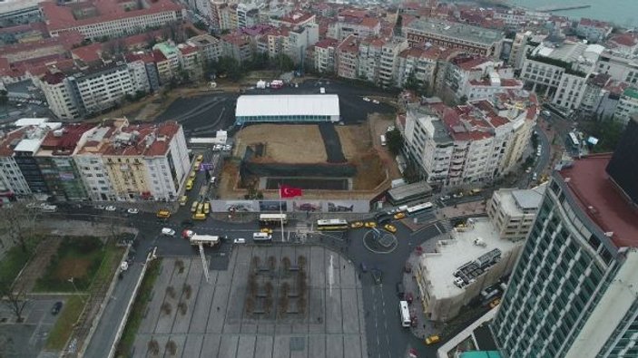 Taksim'deki AKM alanı temel atma öncesi görüntülendi