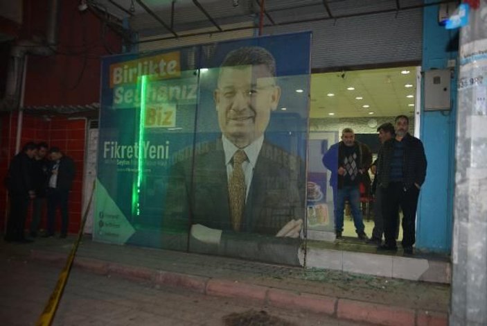 AK Parti'nin seçim bürosuna molotoflu saldırı