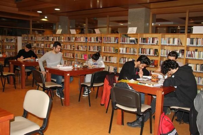 İstanbul'da 'Hiç Kapanmayan Kütüphane' açıldı