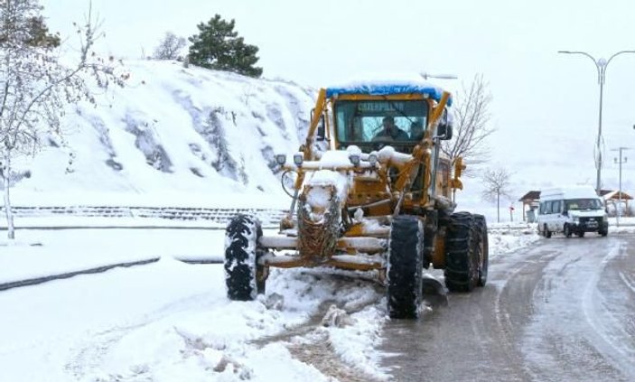 Elazığ'da 70 köy yolu tekrar ulaşıma açıldı