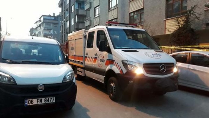 Ankara'da 3 katlı bina çökme riski yüzünden boşaltıldı